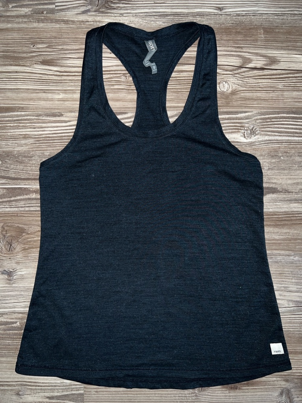 Vuori Lux Performance Tank Heathered Blue/Black Size Medium
